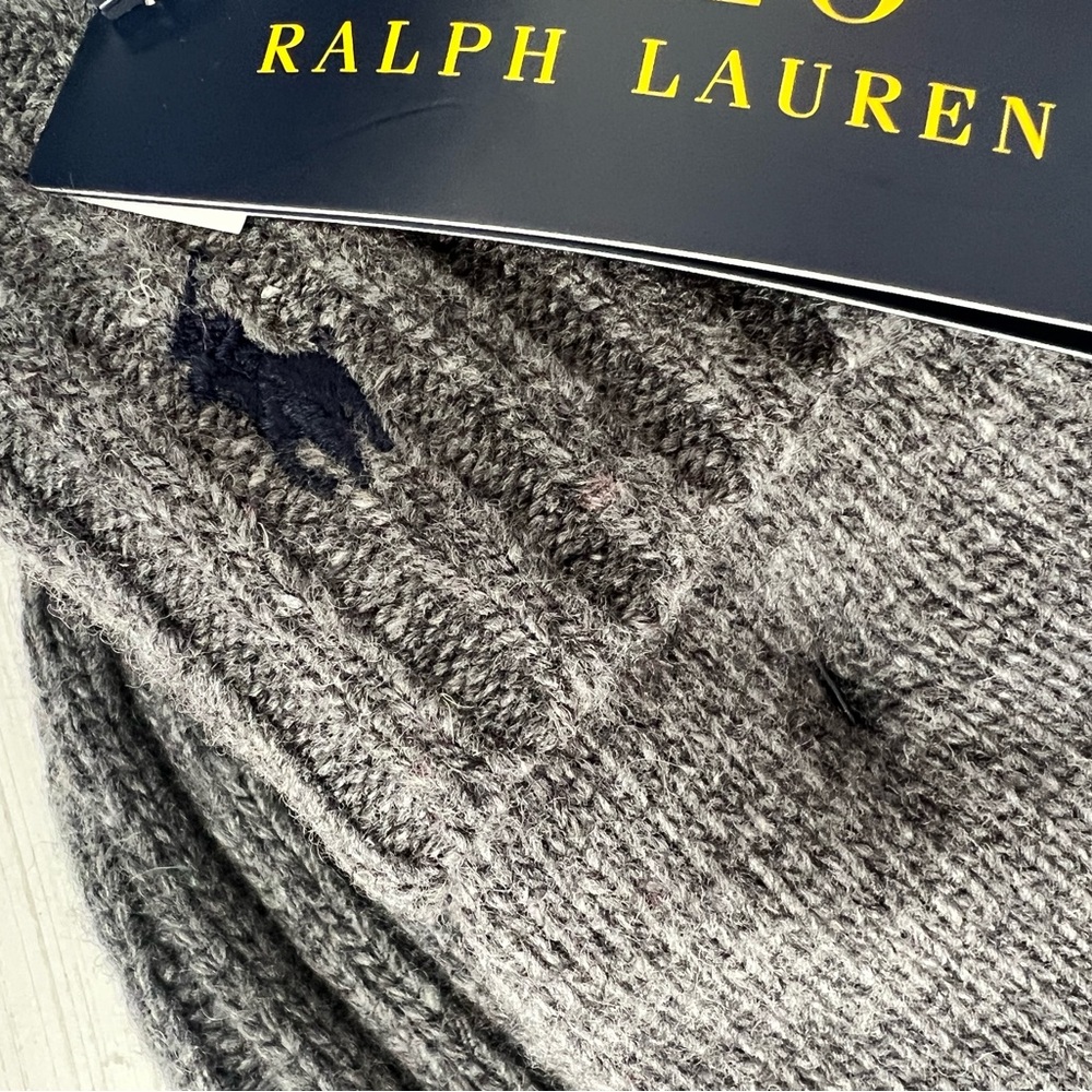 Polo Ralph Lauren Charcoal Knit men’s set hat and gloves - Picture 3 of 5